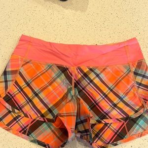 Lululemon speed up short 2.5 in rare pattern!